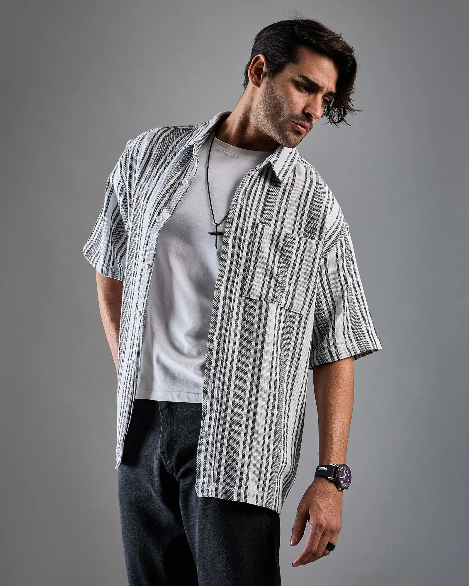 Chimpaaanzee Men White & Black Oversized Shirt