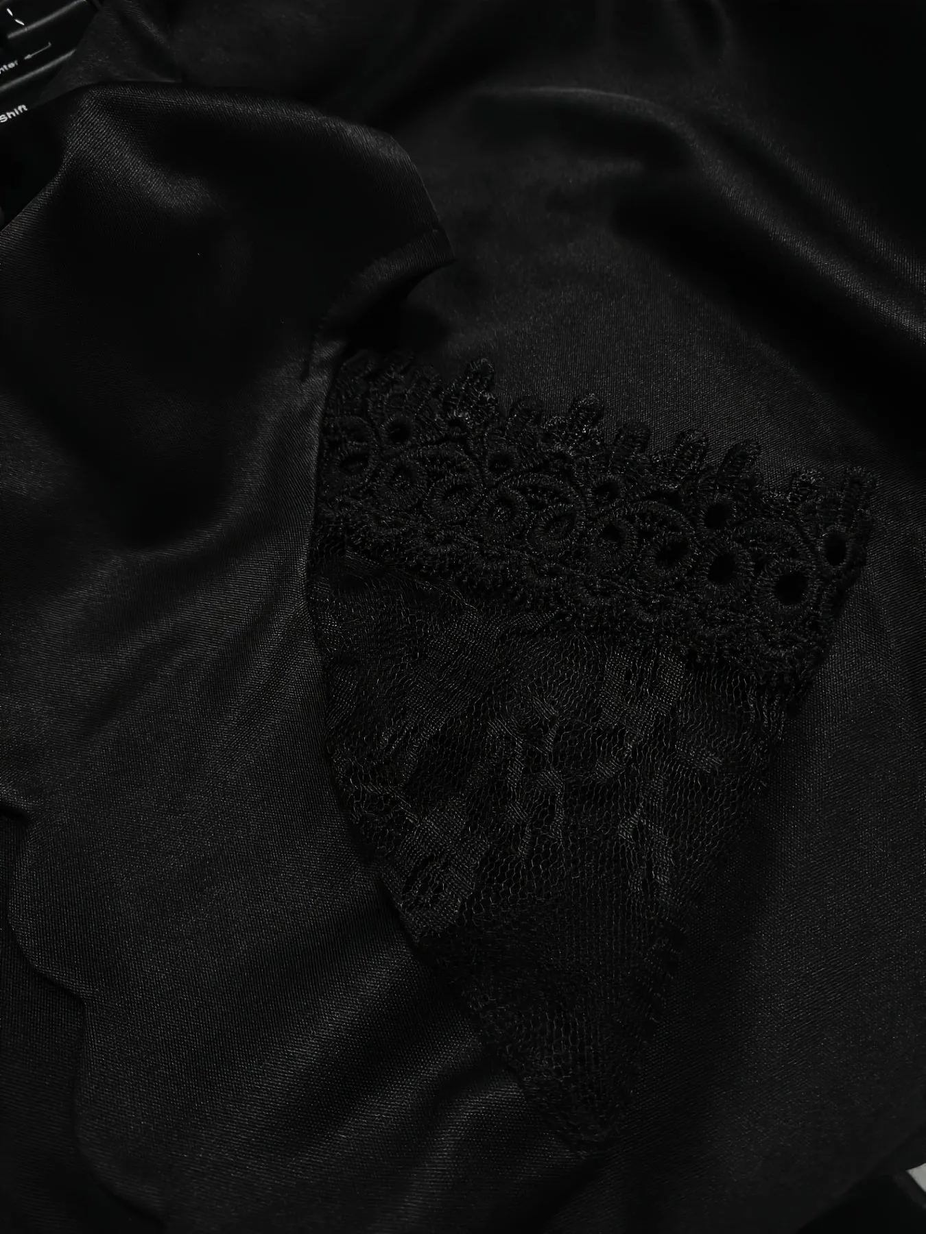 Contrast Lace Square Neck T-shirt, Elegant Short Sleeve for Spring & Summer.