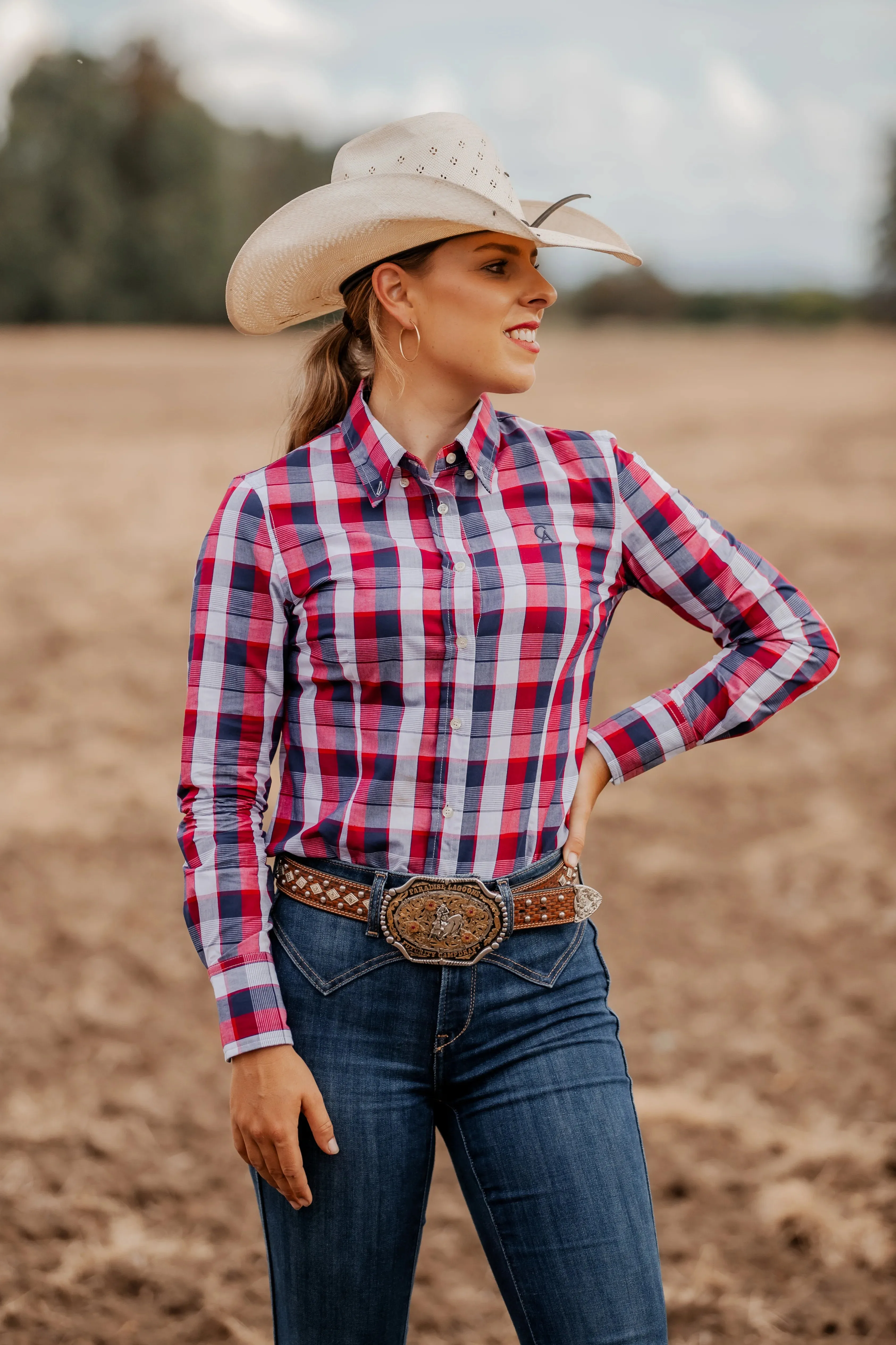 Ladies Slim Fit Long Sleeve Shirt Navy/Red/White Plaid