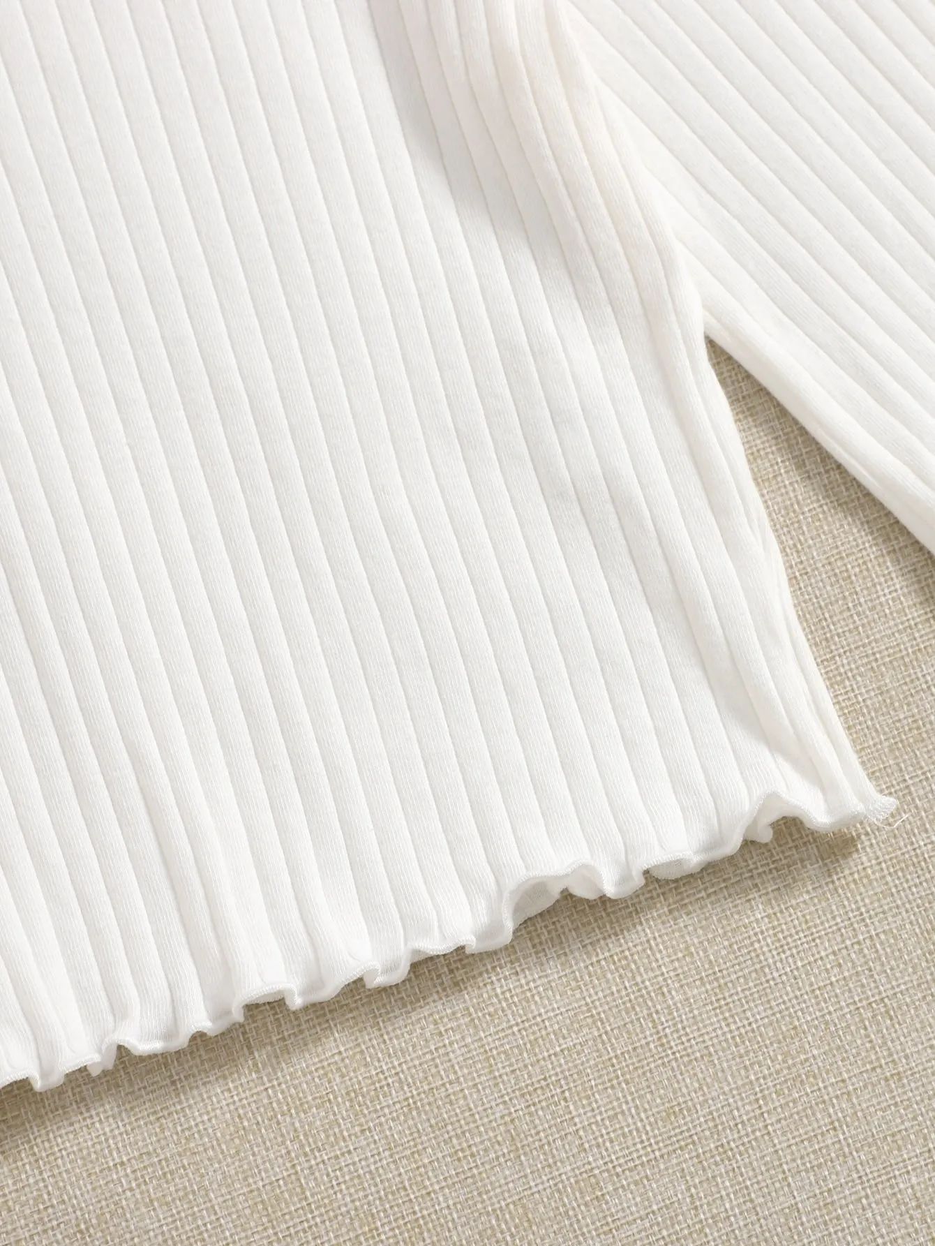 Lettuce Trim Solid Top