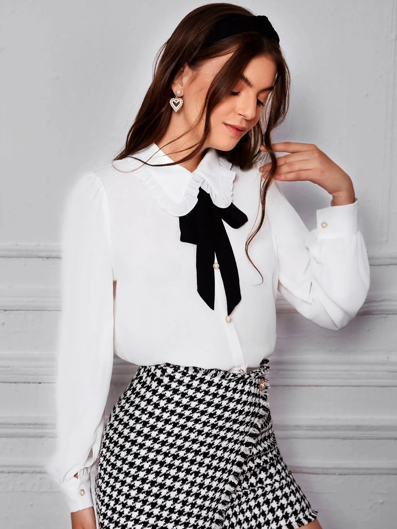Peter-pan Collar Puff Sleeve Blouse