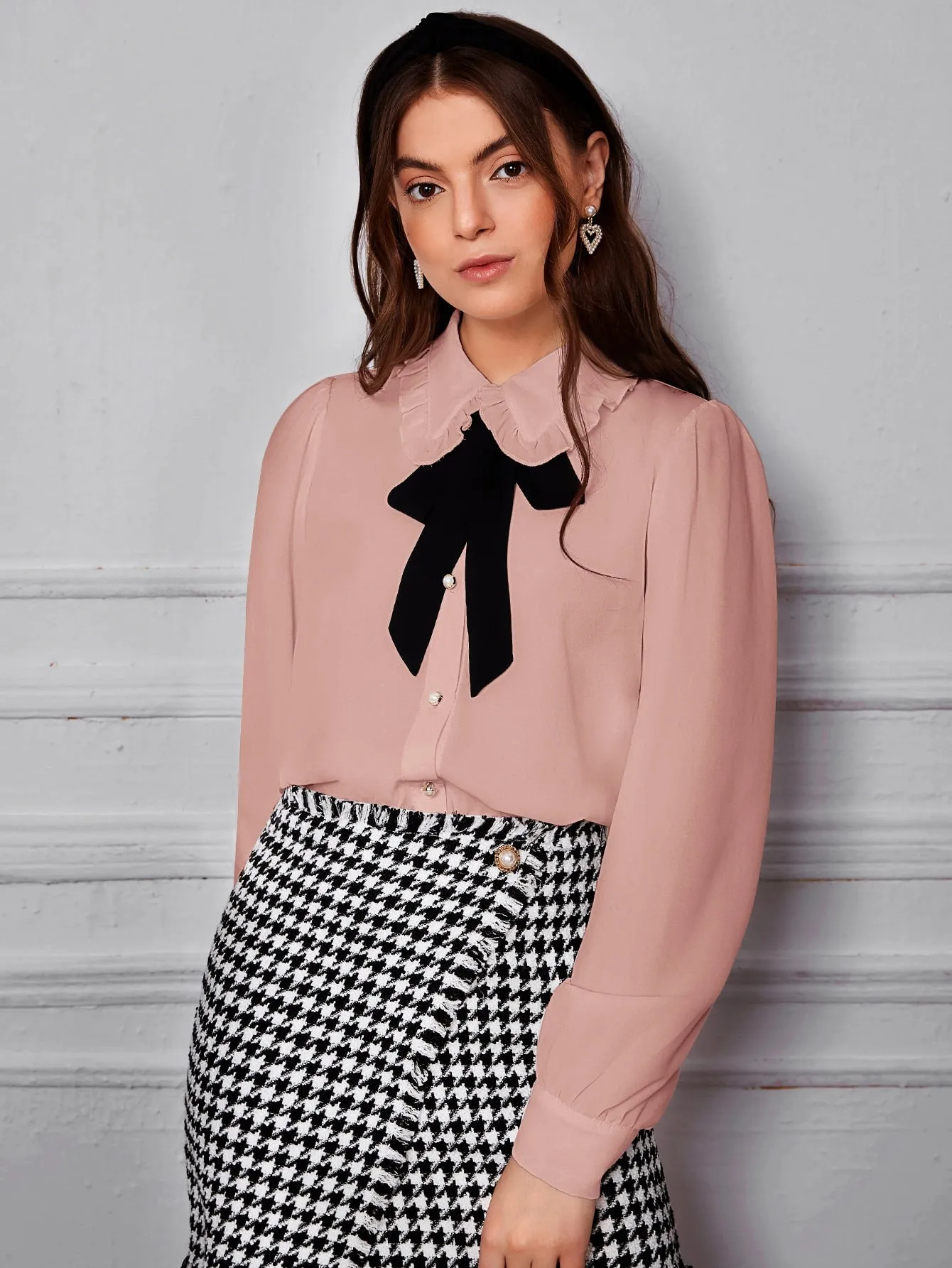 Peter-pan Collar Puff Sleeve Blouse