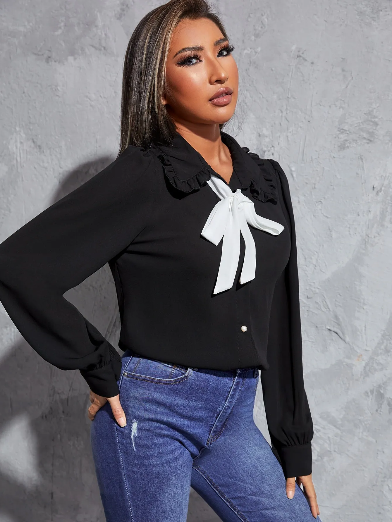 Peter-pan Collar Puff Sleeve Blouse