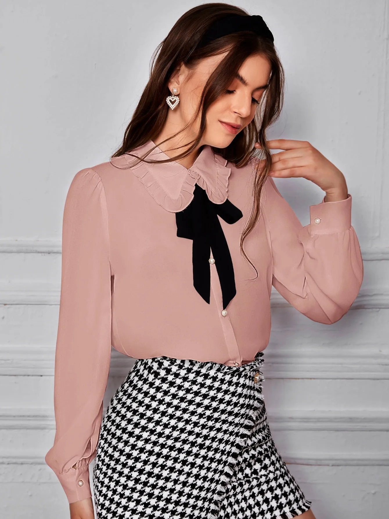 Peter-pan Collar Puff Sleeve Blouse
