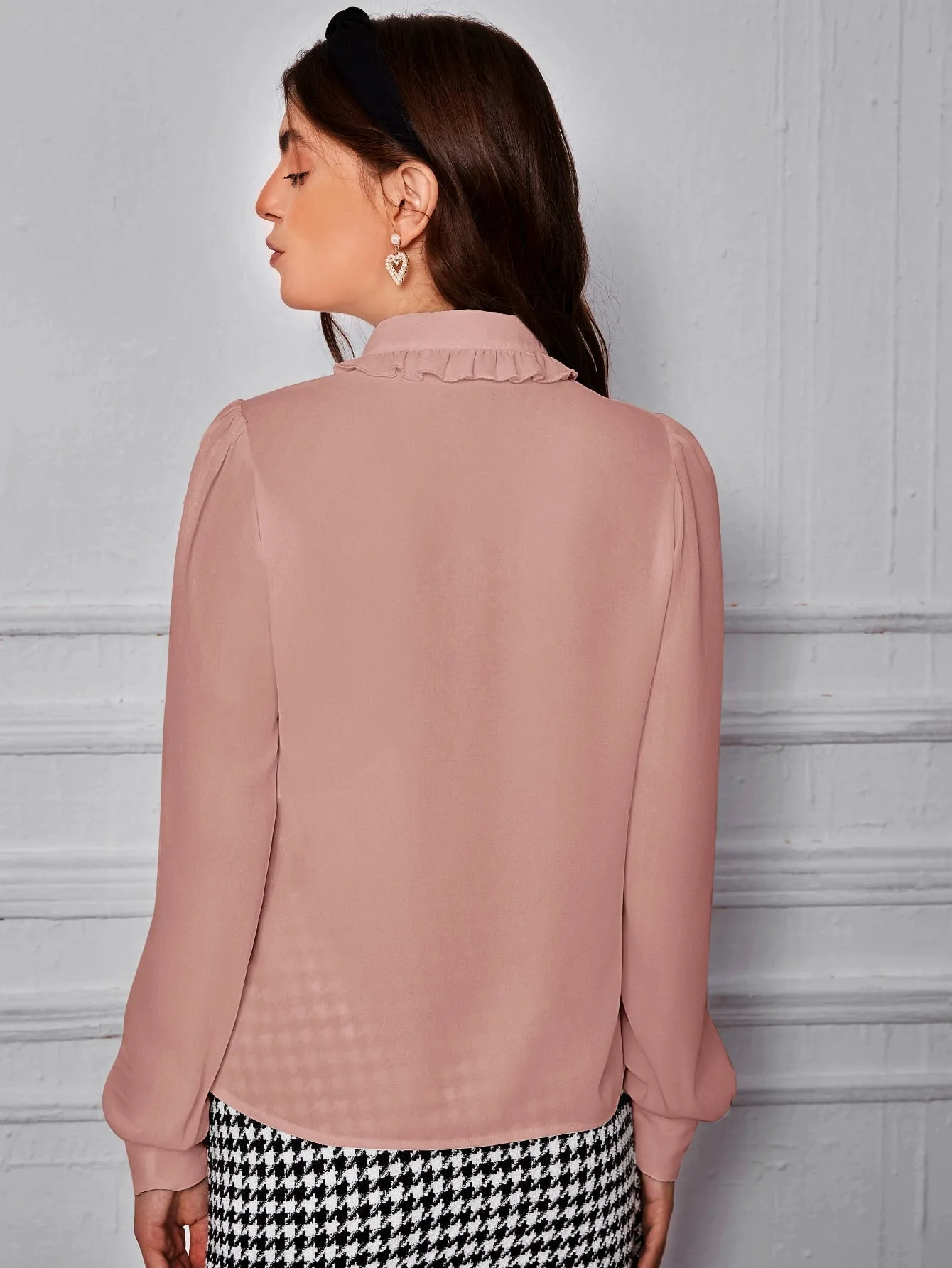Peter-pan Collar Puff Sleeve Blouse